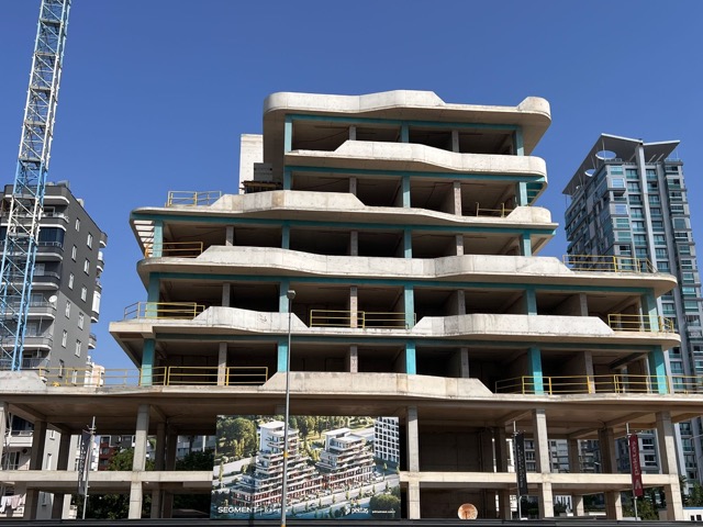 Mersin’in Gururu 47 yıl boya uygulama ve uretim tecrubesi İzocolor: 1988 dan Bu Yana üretimde Türkiye’ye Renk Katıyor